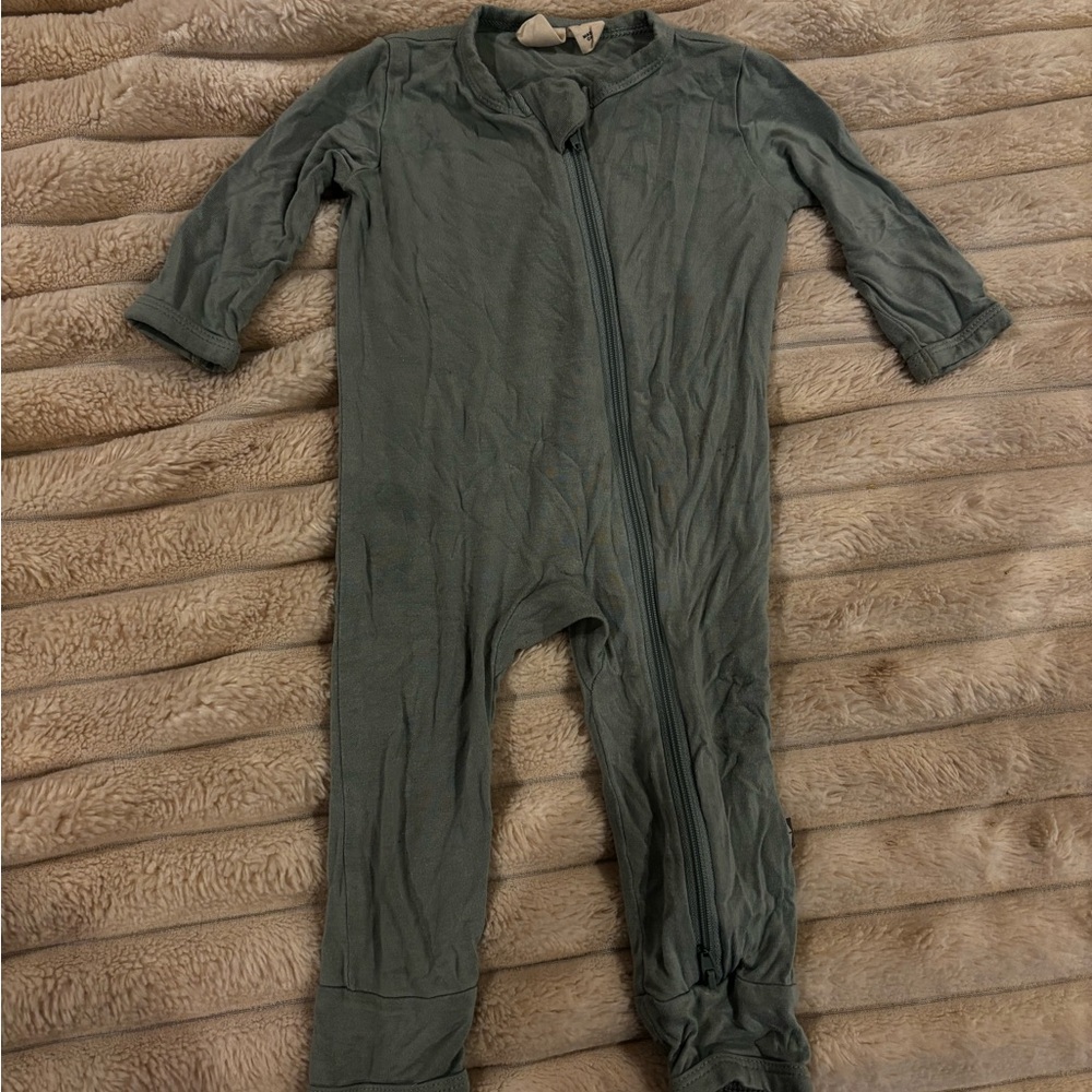 Kyte BABY Soft Green Baby Romper